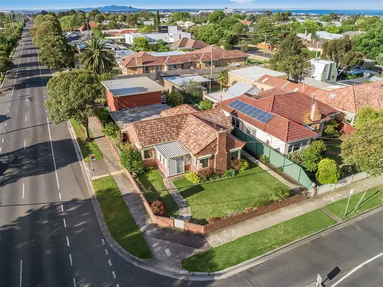 64 Wimmera Avenue, Manifold Heights VIC 3218