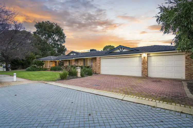 Second view of Homely house listing, 10 Ledden Court, Success WA 6164