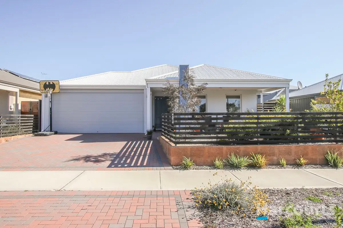 Main view of Homely house listing, 16 Yewers Drive, Champion Lakes WA 6111