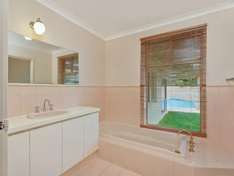 Sixth view of Homely house listing, 8 Zuvela Court, Murdoch WA 6150