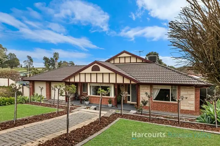 4 David Randall St, Williamstown SA 5351