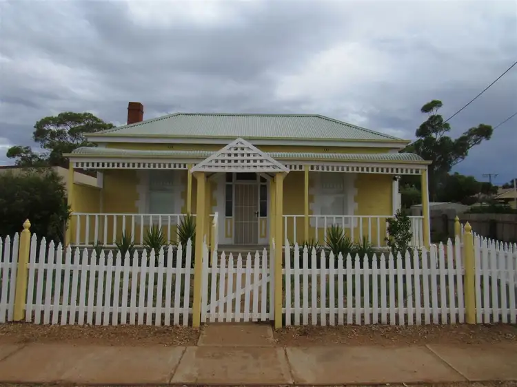 92 Queen Street, Peterborough SA 5422