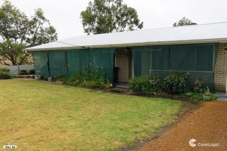 3 Liddell St