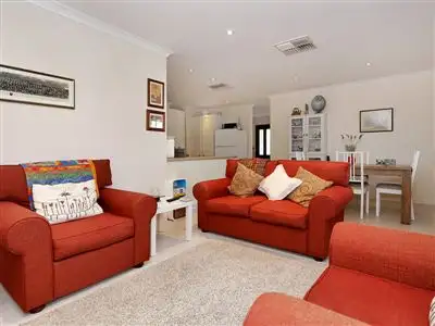 Seventh view of Homely villa listing, 1/42 Holmesdale Road, Woodbridge WA