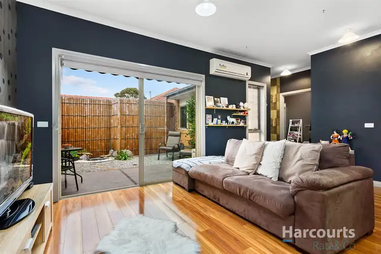 Third view of Homely unit listing, 2/9 Sydney Crescent, Lalor VIC 3075