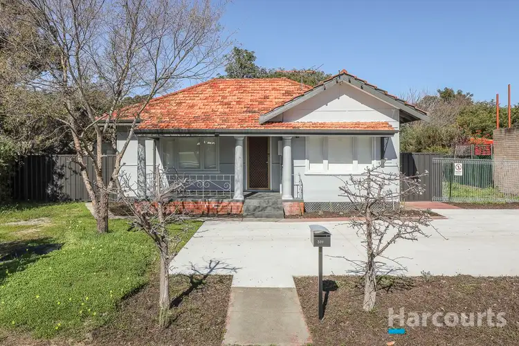 339 South Street, Hilton WA 6163