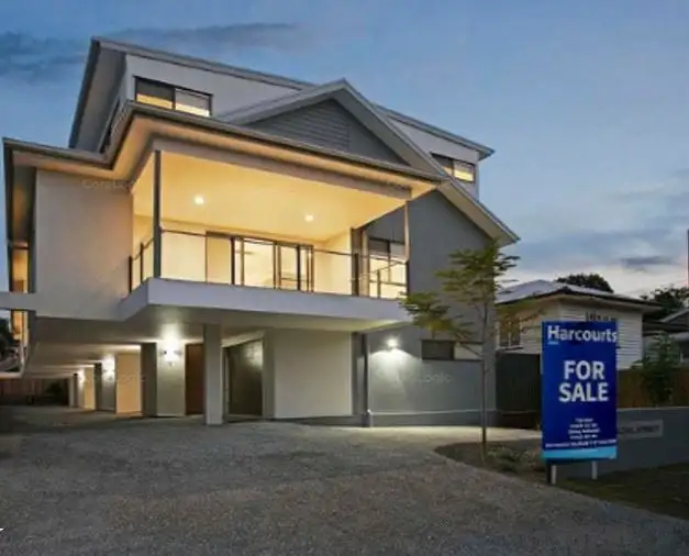 Main view of Homely townhouse listing, 1/8 Dalziel St, Nundah QLD 4012