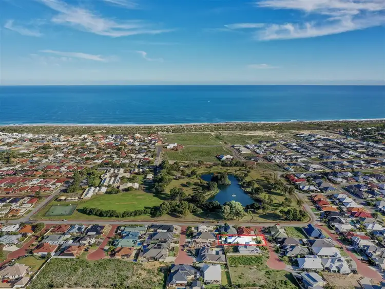 Second view of Homely house listing, 4 Arbor Close, Singleton WA 6175