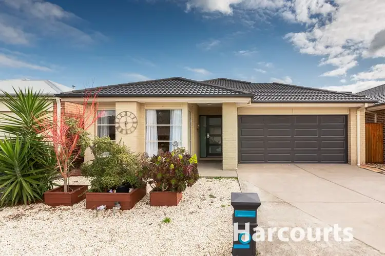 12 Lemon Grove, Cranbourne West VIC 3977