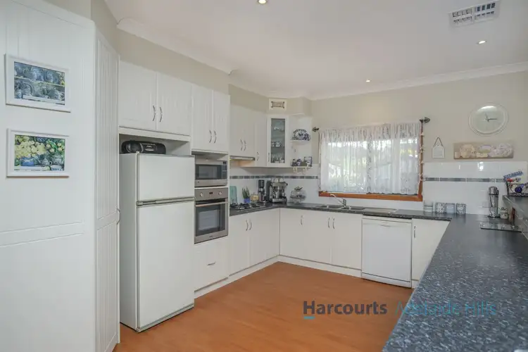 Fifth view of Homely house listing, 10 Tara Court, Littlehampton SA 5250