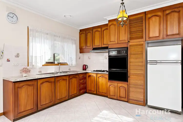 Fifth view of Homely house listing, 2 Guam Court, Lalor VIC 3075