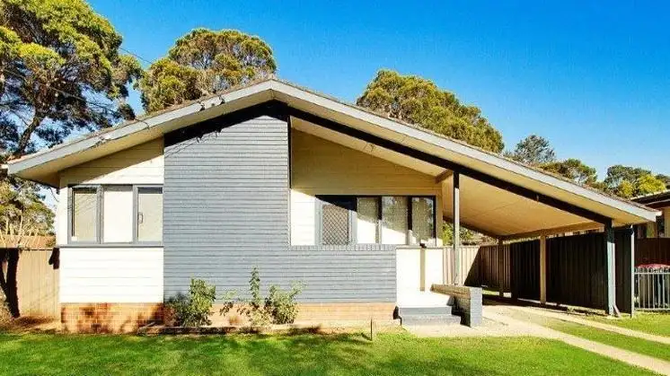 Main view of Homely house listing, 76 Wangaroa Crescent, Lethbridge Park NSW 2770