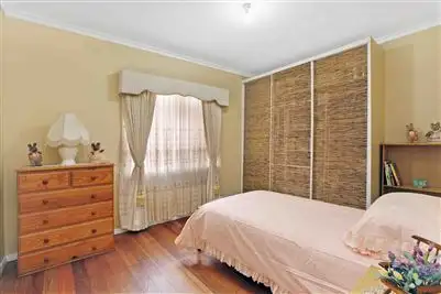 Fifth view of Homely house listing, 8 Rosemary Drive, Lalor VIC 3075