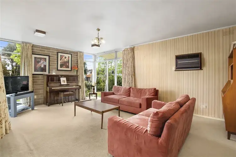 Third view of Homely house listing, 6 Munro Avenue, Mount Waverley VIC 3149