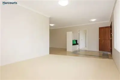 Third view of Homely house listing, 8 Renfrew Gardens, Kinross WA 6028