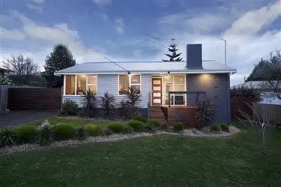 2 Deane Street, Devonport TAS 7310