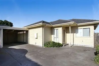 2/18 Beenak Street, Reservoir VIC 3073