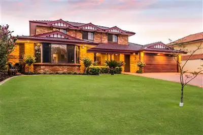 18 Sutherland Cr, Winthrop WA 6150