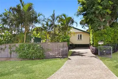 Fourth view of Homely house listing, 68 Curve Avenue, Wynnum QLD