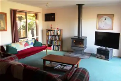 Fifth view of Homely house listing, 4 Briggs Court, Alexandra VIC 3714