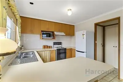 Sixth view of Homely villa listing, 1/4 Rocklands Court, Kingston TAS 7050