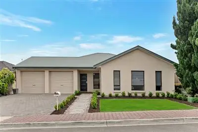 7 Autumn Court, Woodcroft SA 5162