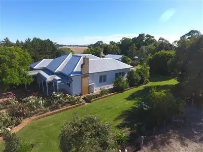 240 Vinoca Road, Avoca VIC 3467