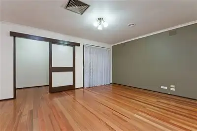Fifth view of Homely house listing, 4 Bencairn Court, Lalor VIC