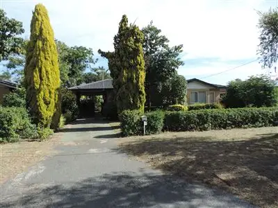 9 Connaught Street, Forrestfield WA 6058