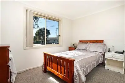 Fifth view of Homely house listing, 18 Samoa Place, Lethbridge Park NSW 2770