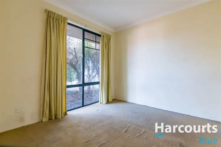 Fourth view of Homely house listing, 32 Marshwood Retreat, Bibra Lake WA 6163
