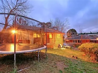 Second view of Homely house listing, 5 Carlinga Drive, Vermont VIC 3133