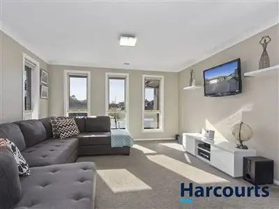 Sixth view of Homely house listing, 8 Durling Close, Yarragon VIC 3823