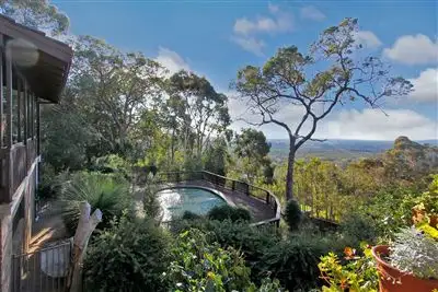 38 Farrant Street, Gooseberry Hill WA 6076