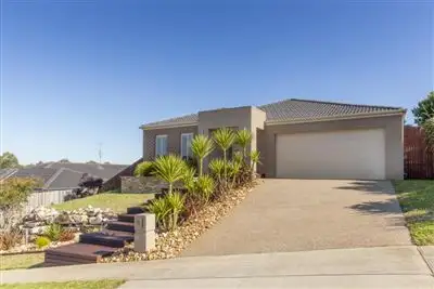 Second view of Homely house listing, 2 Barton Court, Warragul VIC