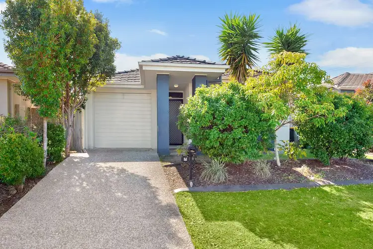 16 Player Street, North Lakes QLD 4509