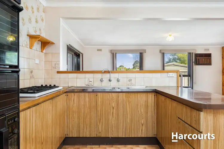 Fifth view of Homely house listing, 28 Cheviot Avenue, Berwick VIC 3806