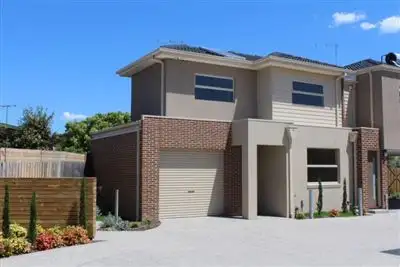 Main view of Homely townhouse listing, 2/13 Elsey Road, Reservoir VIC