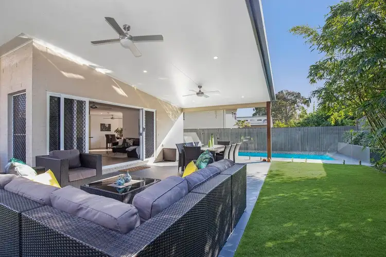 19 Emerald Street, Murarrie QLD 4172