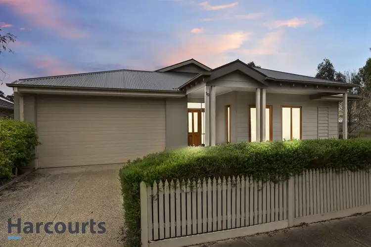 19 Creswick Avenue, Eynesbury VIC 3338
