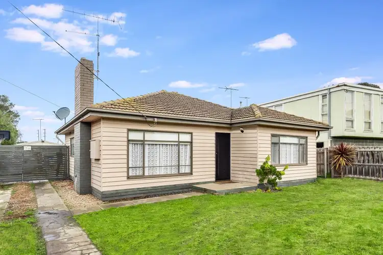 Main view of Homely house listing, 3 Castle Court, Bell Park VIC 3215
