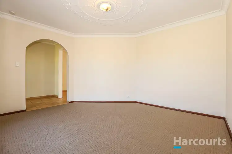 Fifth view of Homely house listing, 1/13 Crossland Way, Kardinya WA 6163