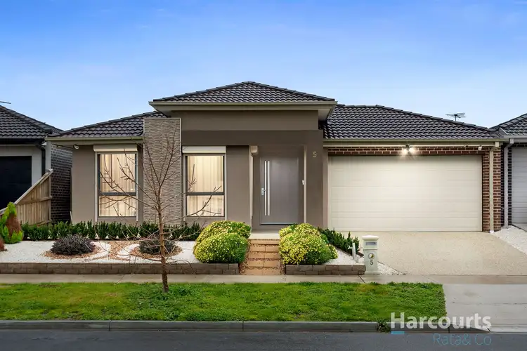Main view of Homely house listing, 5 Chetwynd Grove, Wollert VIC 3750