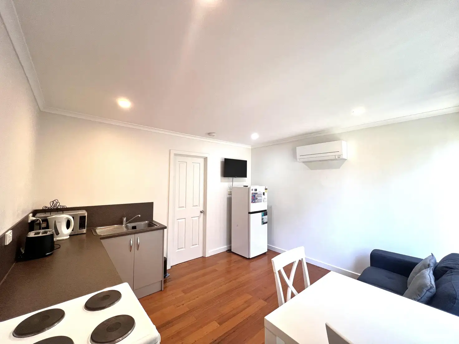 Main view of Homely unit listing, 2/204 Agnes Street, George Town TAS 7253