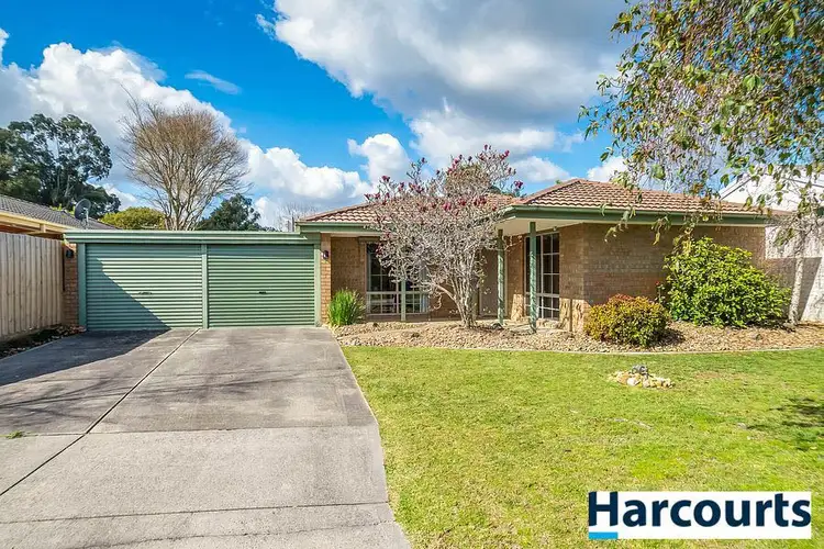 4 Emma Court, Berwick VIC 3806