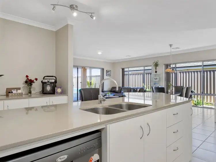 Sixth view of Homely house listing, 3 Etna Link, Yangebup WA 6164