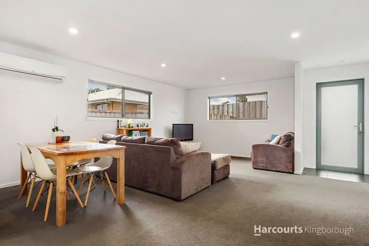 Sixth view of Homely unit listing, 5/17 Sandstone Grove, Blackmans Bay TAS 7052