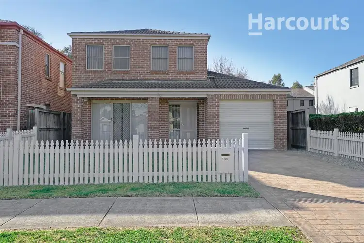 100 Glenfield Drive, Currans Hill NSW 2567