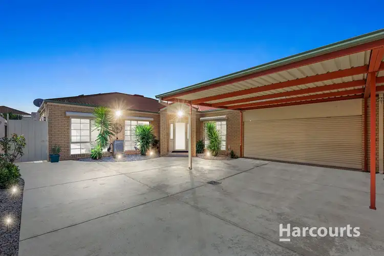 2/100 Neale  Road, Deer Park VIC 3023