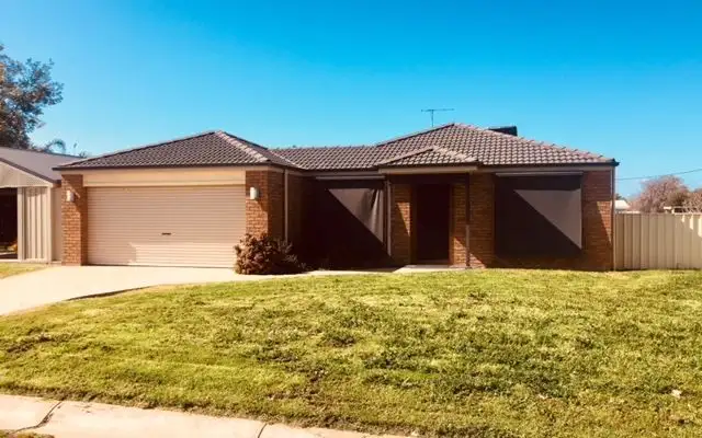 6 Lions Place, Culcairn NSW 2660